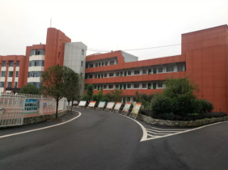 達川二中校園風(fēng)采