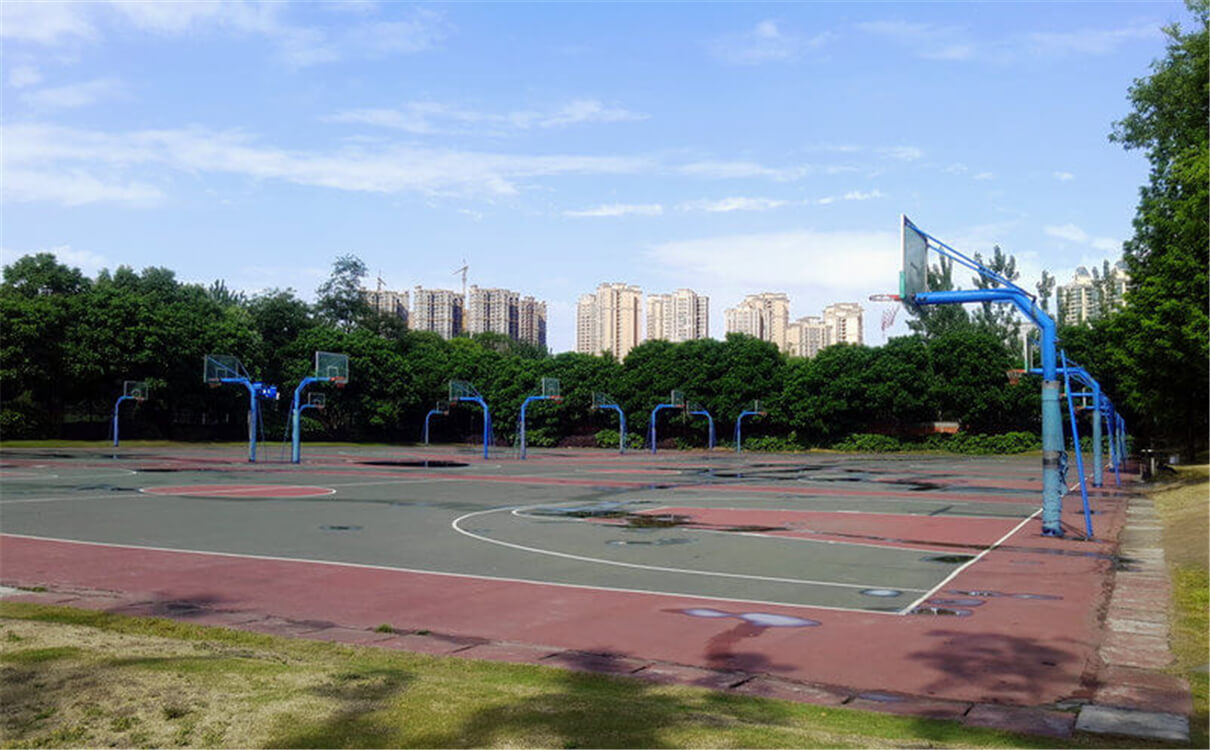 成都實(shí)驗(yàn)外國(guó)語(yǔ)學(xué)校（西區(qū)）的高中怎么樣？