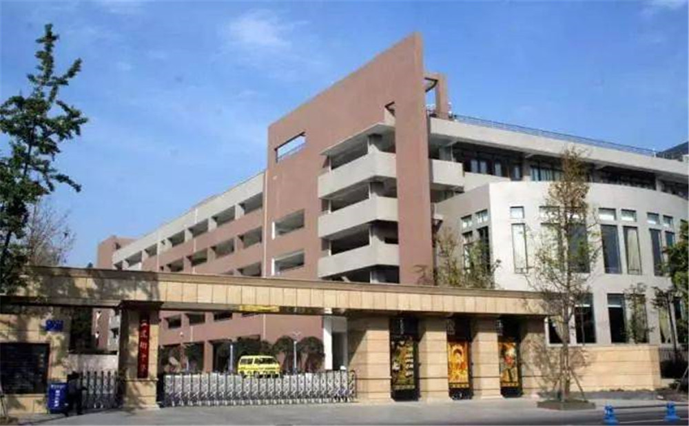 成都市田家炳中學(xué)2020年招生計(jì)劃是多少？