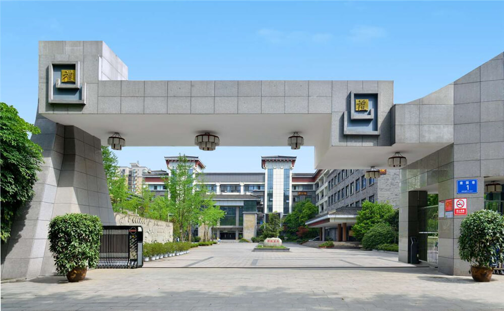 成都市西北中學(xué)的高考升學(xué)率是多少？