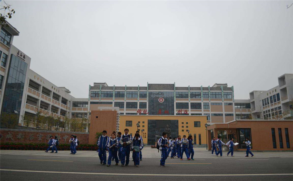 成都石室蜀都中學(xué)高中宿舍怎么樣？