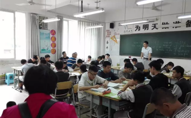 北大附中成都新津為明學校的住宿環(huán)境怎么樣？