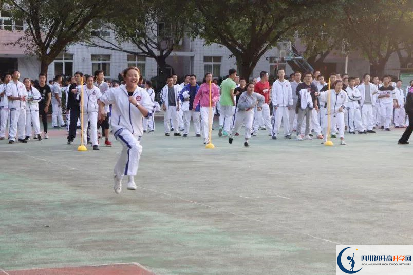2020成都市田家炳中學(xué)的升學(xué)率有多少？