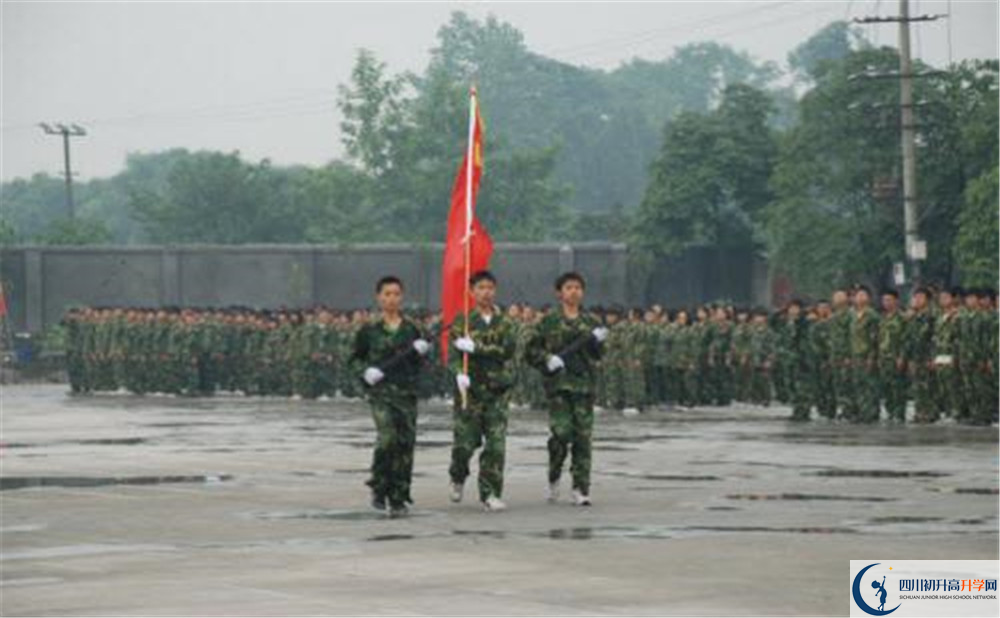 郫縣二中的實(shí)驗(yàn)班怎么樣？
