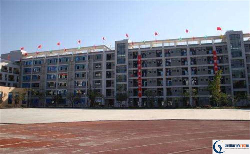 成都十二中（四川大學附屬中學）的老師好不好？