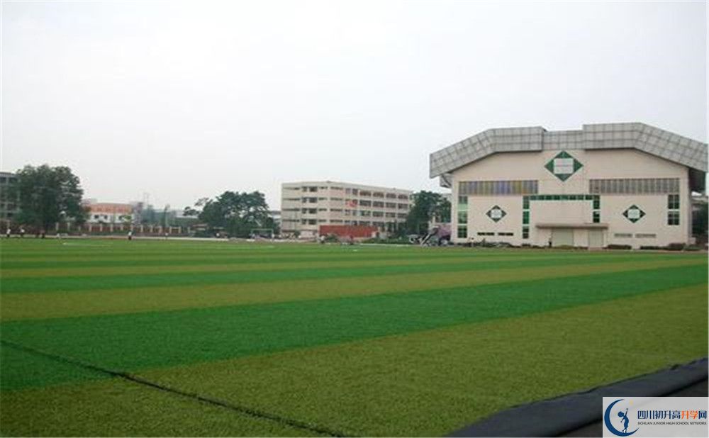 邛崍一中的高中住宿好不好？