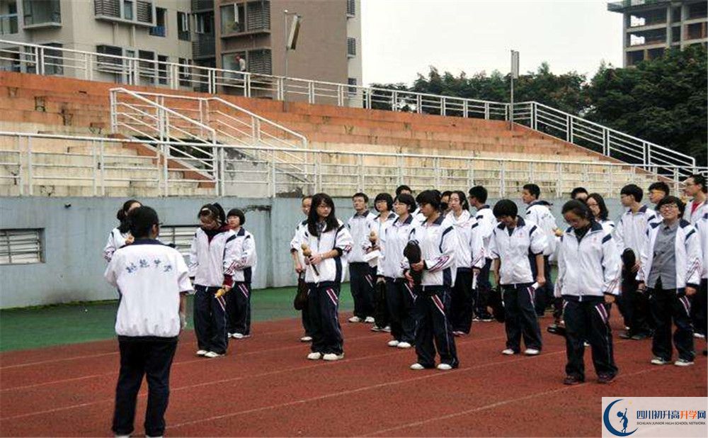 成都樹(shù)德中學(xué)光華校區(qū)住宿費(fèi)用是多少錢？