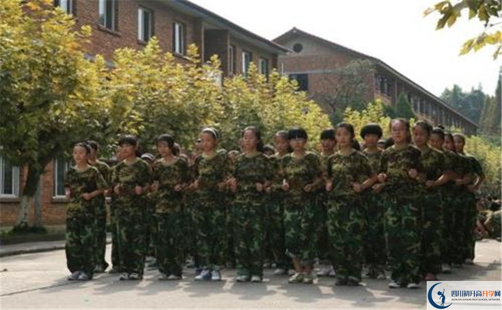 石室聯(lián)合中學(xué)蜀華分校招生考試科目是什么？