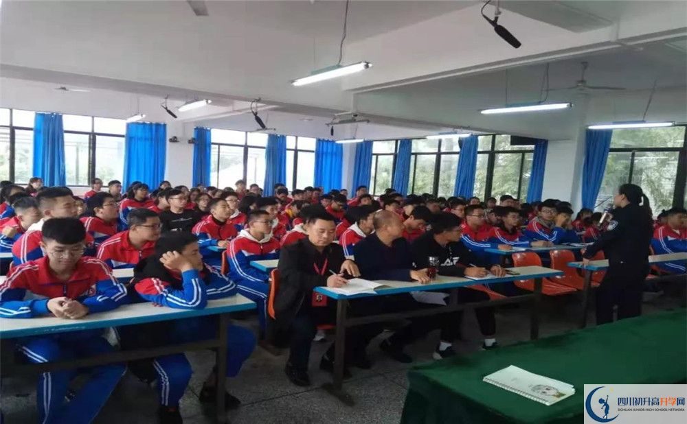 2020成都文武學(xué)校期末試卷數(shù)學(xué)在哪兒看？