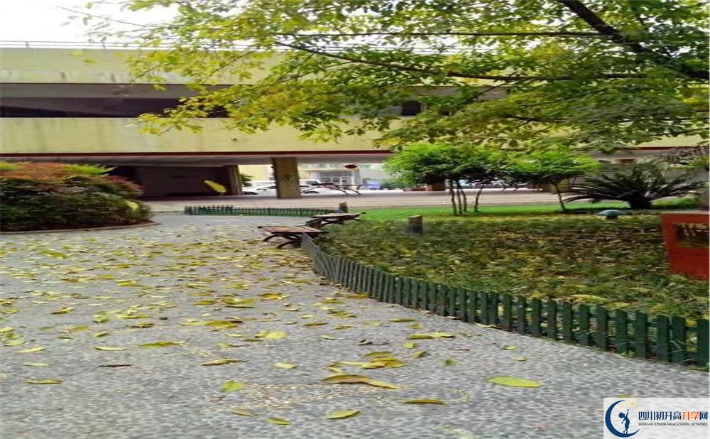 四川師范大學(xué)附屬第三實驗中學(xué)在全國高中排名多少？