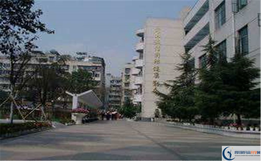 2020成都市第十七中學(xué)二診數(shù)學(xué)試題答案在哪看？