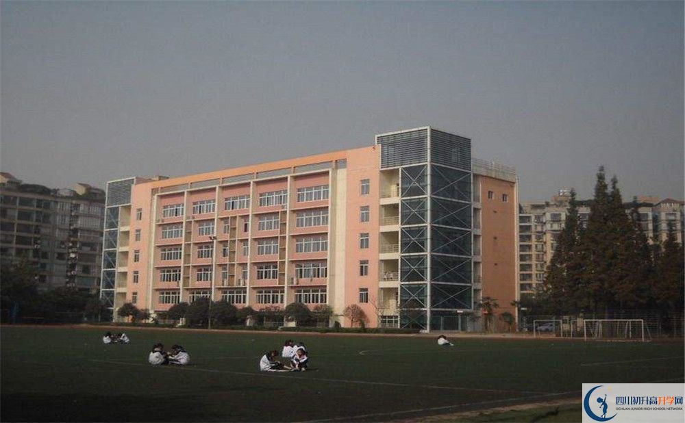 成都十八中2020年高考人數(shù)是多少？