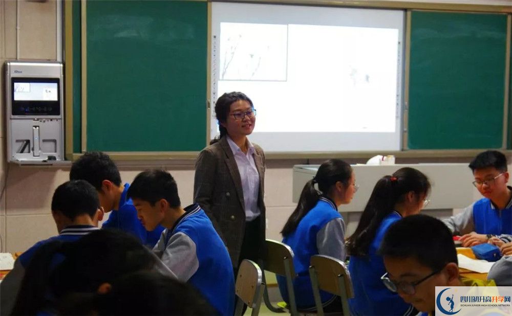 2020成都實(shí)驗(yàn)中學(xué)二診數(shù)學(xué)試題答案在哪看？