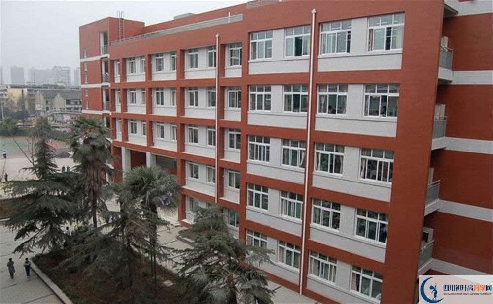 北京師范大學(xué)成都實驗中學(xué)2020年收費(fèi)標(biāo)準(zhǔn)