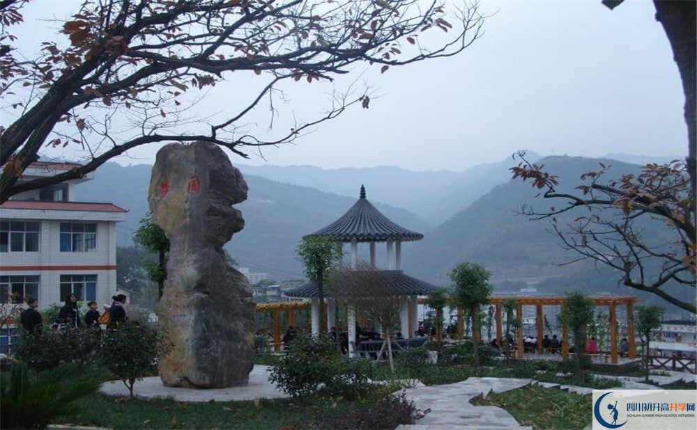 南江四中高三診斷考試時間怎么安排？